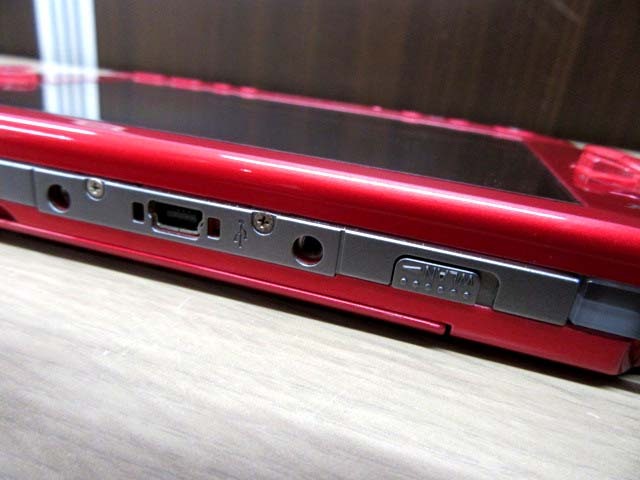ジャンク扱い ソニー PSP-3000 ラディアント?レッド バッテリーパックなし メモリースティック付屬 起動確認済み 現(xiàn)狀品 苫小牧西店