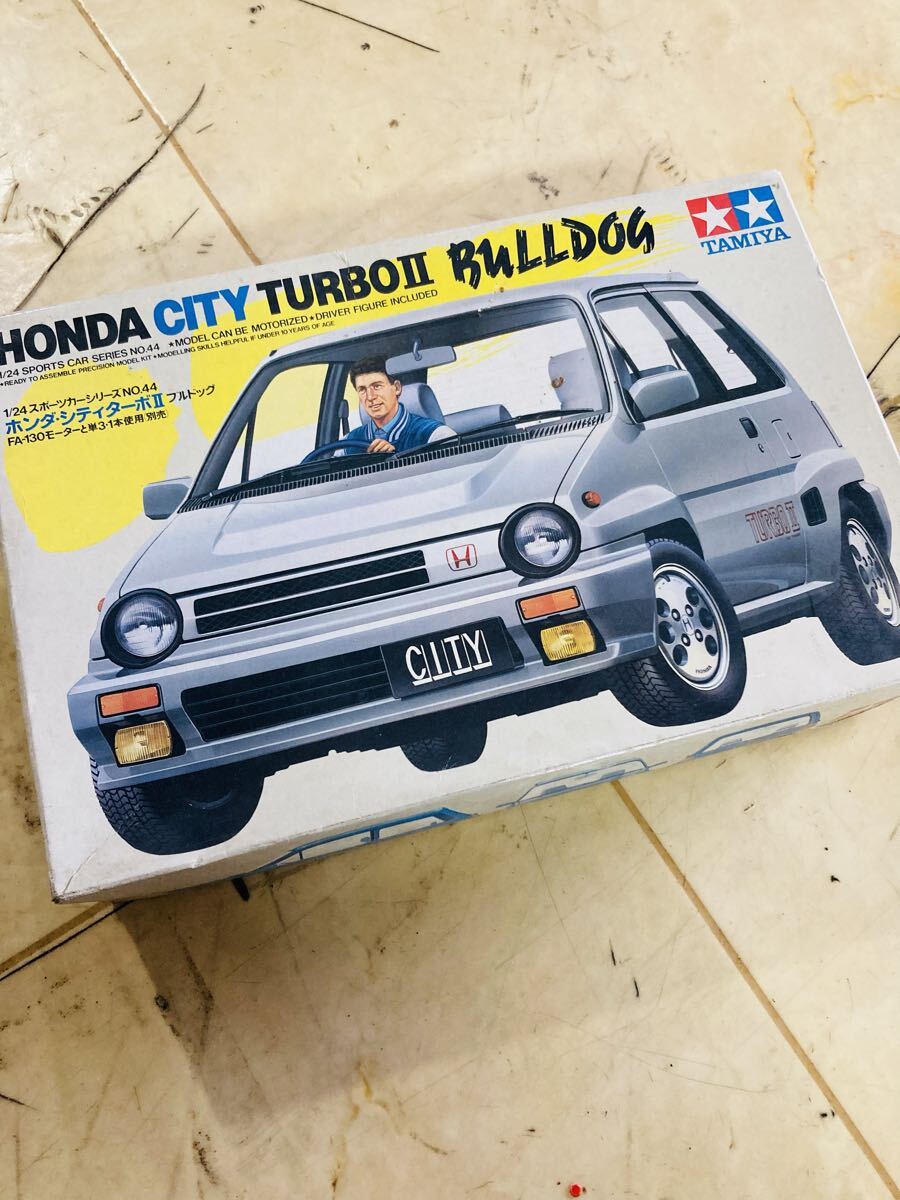 初版品 タミヤ 1/24 ホンダ・シティ ターボII ブルドッグ モーターライズ Yahoo!オークション - 初版品 タミヤ 1/24 ホンダ・シティ