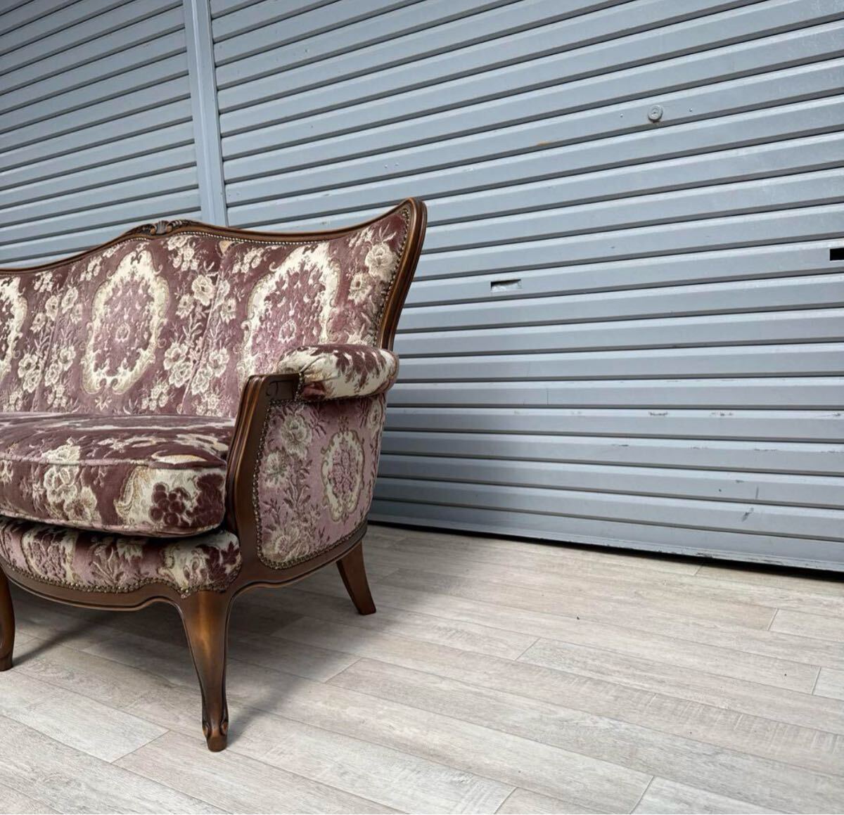 ★【karimoku/カリモク】ルイ15様式シングル猫脚ロココ鋲打ち★ 楽天市場】カリモク ドマーニ「LOUIS XV/ルイ15」ダイニング