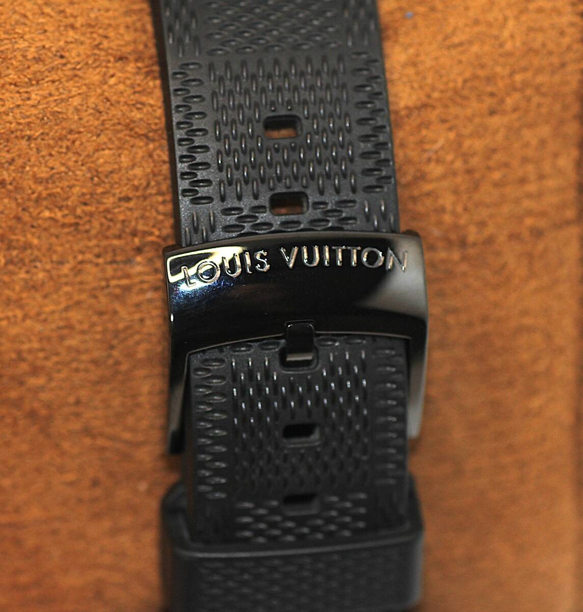 ルイヴィトン タンブールホライゾンV3　QAD01Z ルイヴィトン タンブールホライゾンV3 QAD01Z