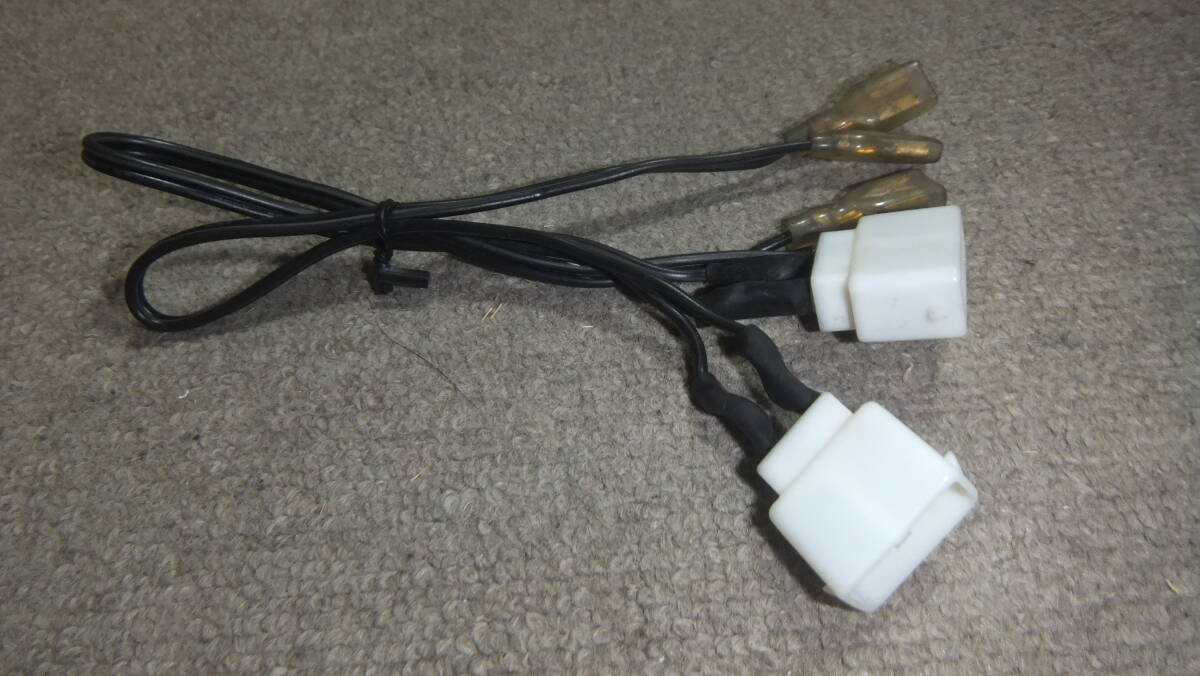 即決 送料200円～トヨタ ダイハツ スズキ 純正 スピーカー コード 配線 ハーネス 変換 カプラ 社外 スピーカー 取付 ALPINE KENWOOD _画像2