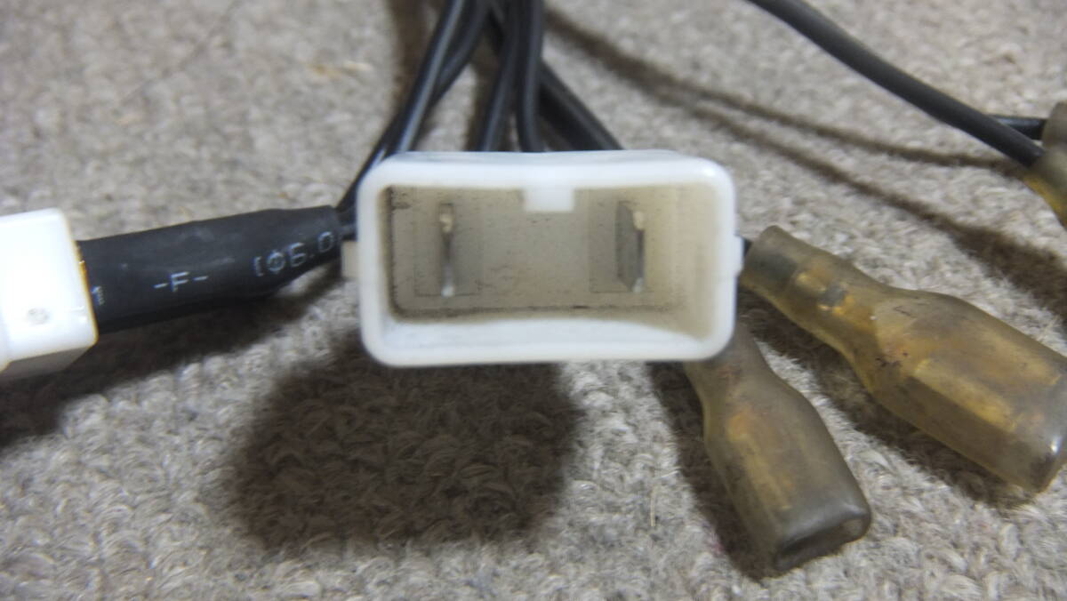 即決 送料200円～トヨタ ダイハツ スズキ 純正 スピーカー コード 配線 ハーネス 変換 カプラ 社外 スピーカー 取付 ALPINE KENWOOD _画像3