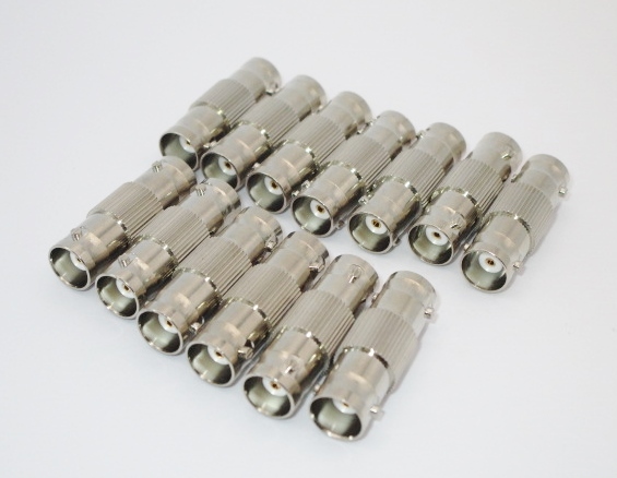 《★1個売り★新品》BNC中継コネクター　BNCJ-BNCJ　何個でも送料230円（BNCメスーBNCメス　BNC－BNC　BNC）(管理a-222)_画像1