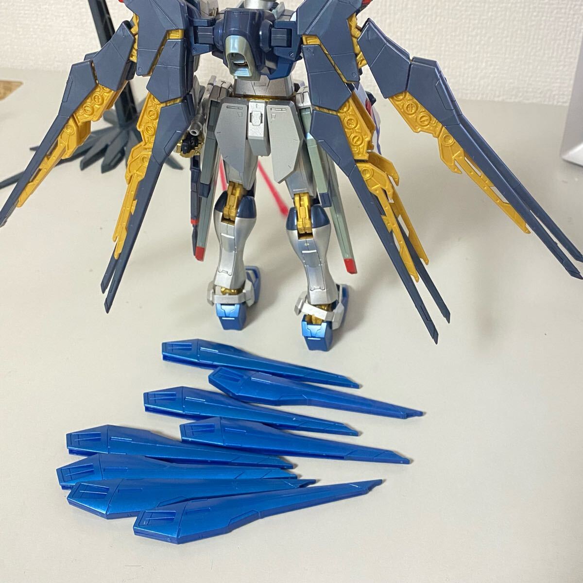 MG1/100ストライクフリーダムとデスティニーガンダムとアカツキガンダムセット MG 1/100 デスティニーガンダム ストライクフリーダムガンダム