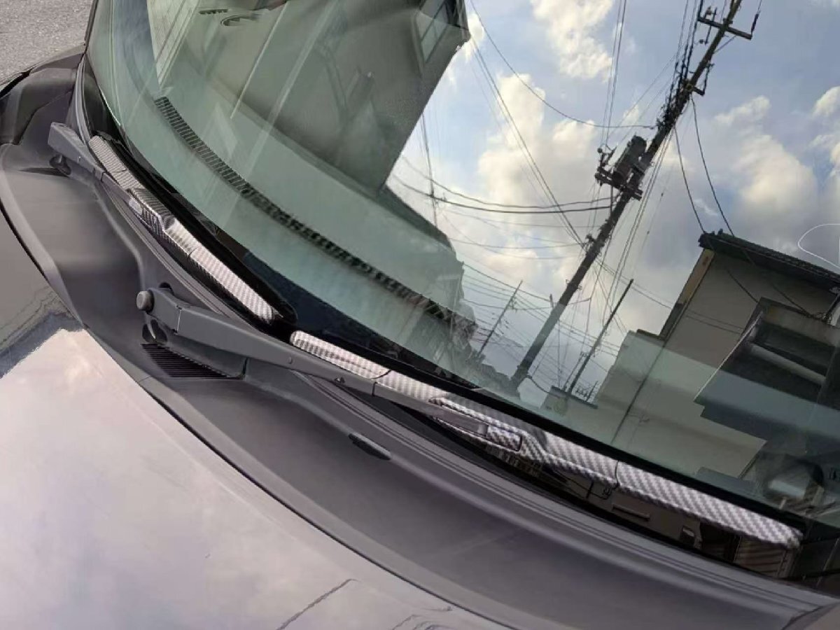 スポーティワイパー♪ 交換タイプ♪ カーボン ルック ゴム 一体型 フロント エアロワイパー プジョー 206 ハッチバック 550mm 550mm 2本_画像1