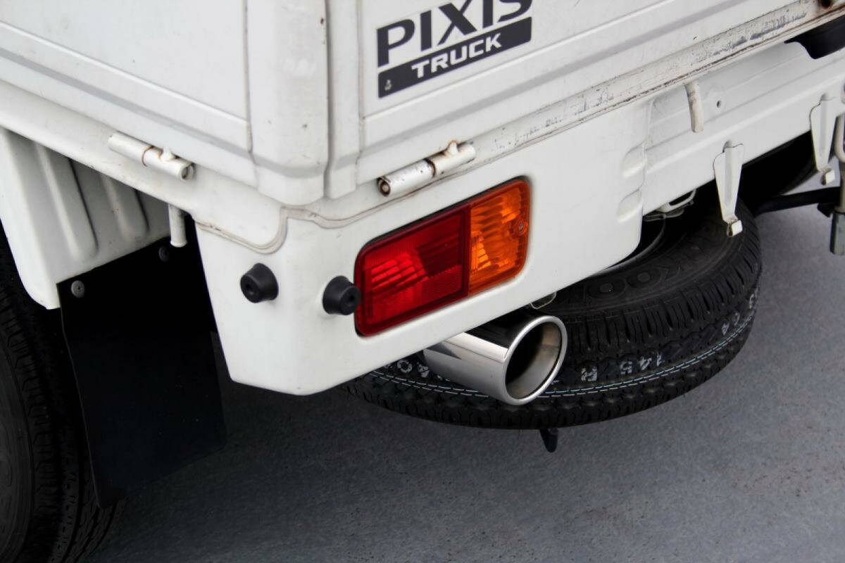 [セール] Bluefin ハイゼット トラック マフラー S200P S210P S201U S211U S201 S211 2WD 4WD O2センサー対応 ステンレス シルバー HIJET