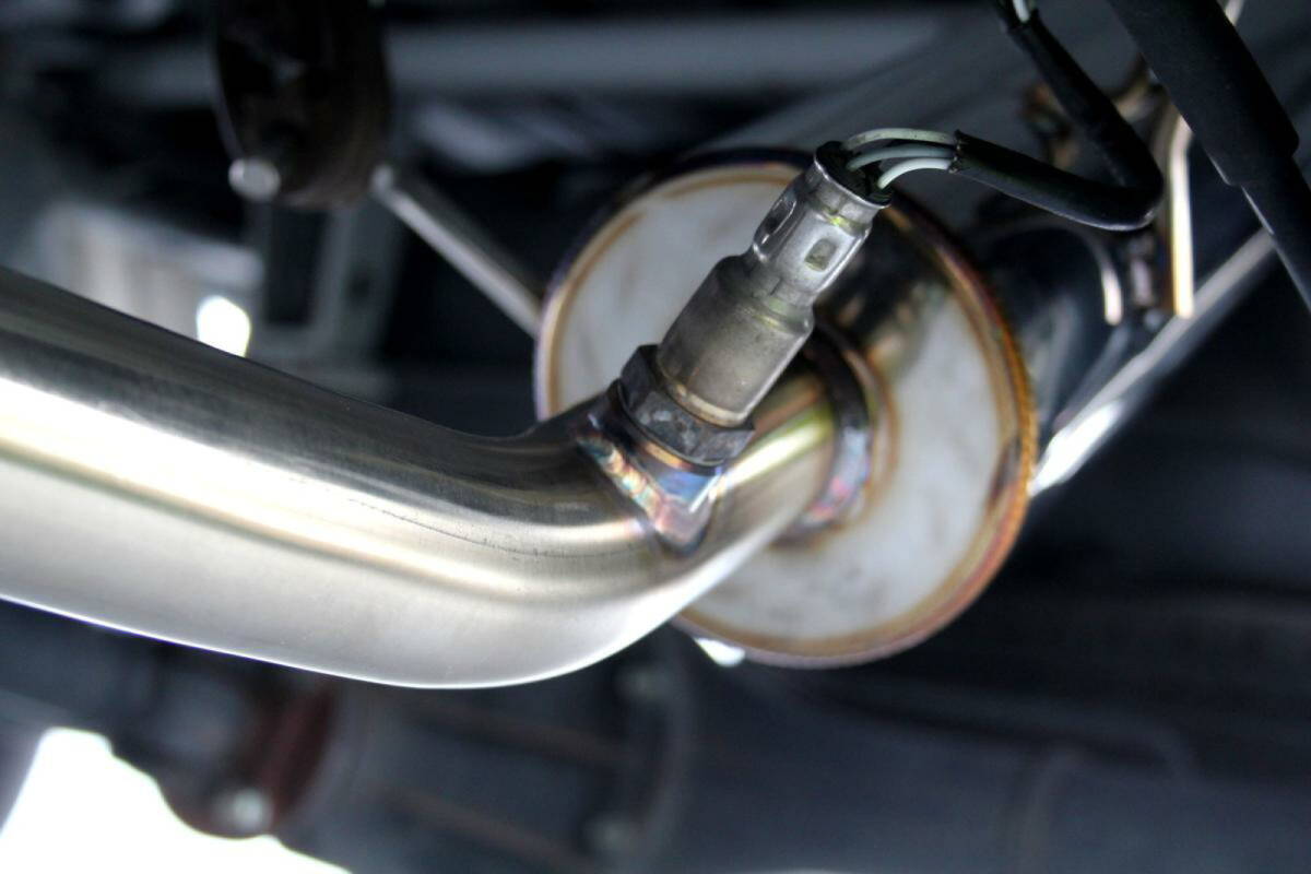 [セール] Bluefin ハイゼット トラック マフラー S200P S210P S201U S211U S201 S211 2WD 4WD O2センサー対応 ステンレス シルバー HIJET