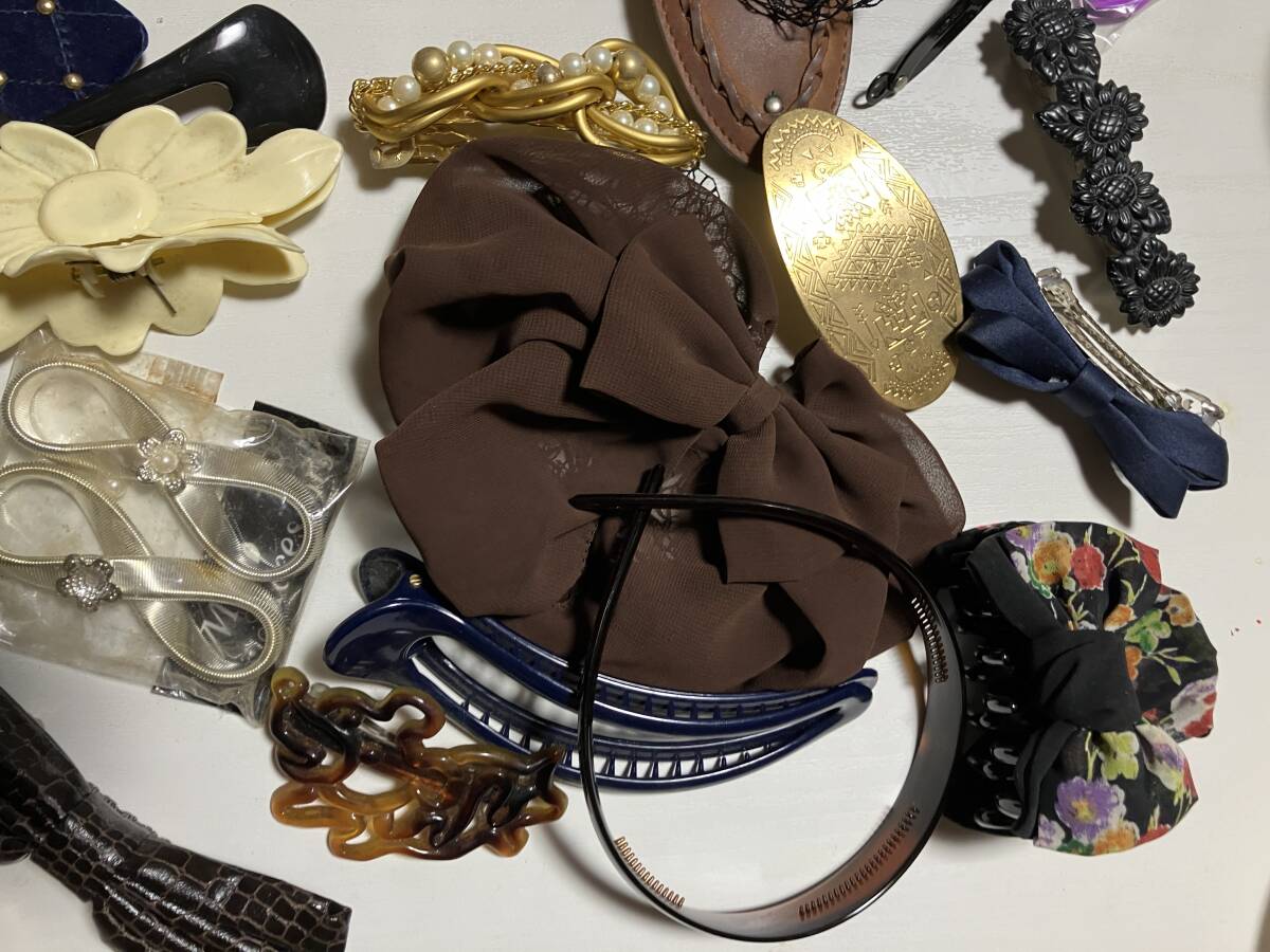 髪飾り　ヘアバンド　大量　まとめ　ヘアゴム　シュシュ　ヘアピン_画像5