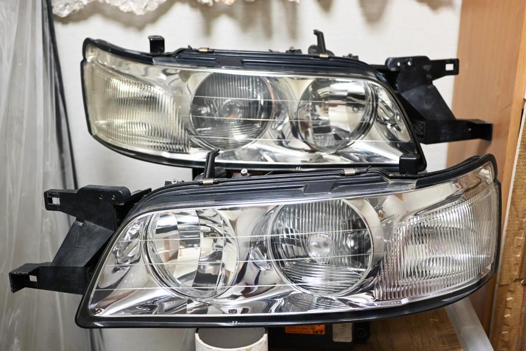 希少綺麗 付属完備 NISSAN C35 HC35 GC35 日産 ローレル クラブS メダリスト 後期 純正 HID キセノン 左右 ヘッドライト ICHIKOH 1581 ①_画像1
