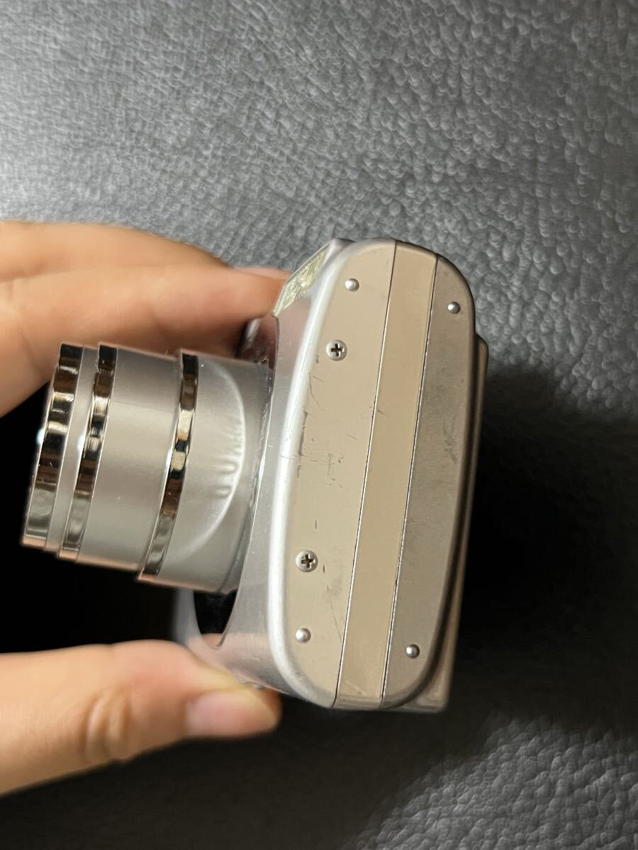 Canon IXY 810IS ジャンク　本体のみ　バッテリーなし　レンズエラー Canon IXY 810IS ジャンク 本体のみ バッテリーなし レンズエラー