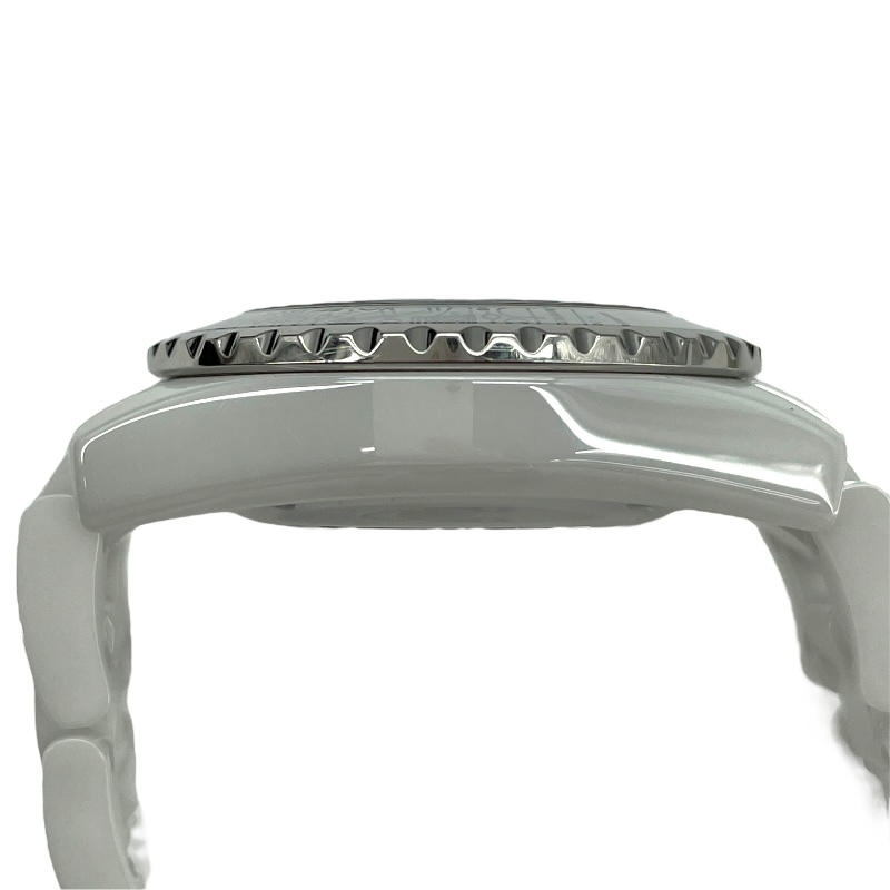  Chanel CHANEL J12*20 33MM мир 2020шт.@ ограничение H6477 белый керамика /SS наручные часы женский б/у 