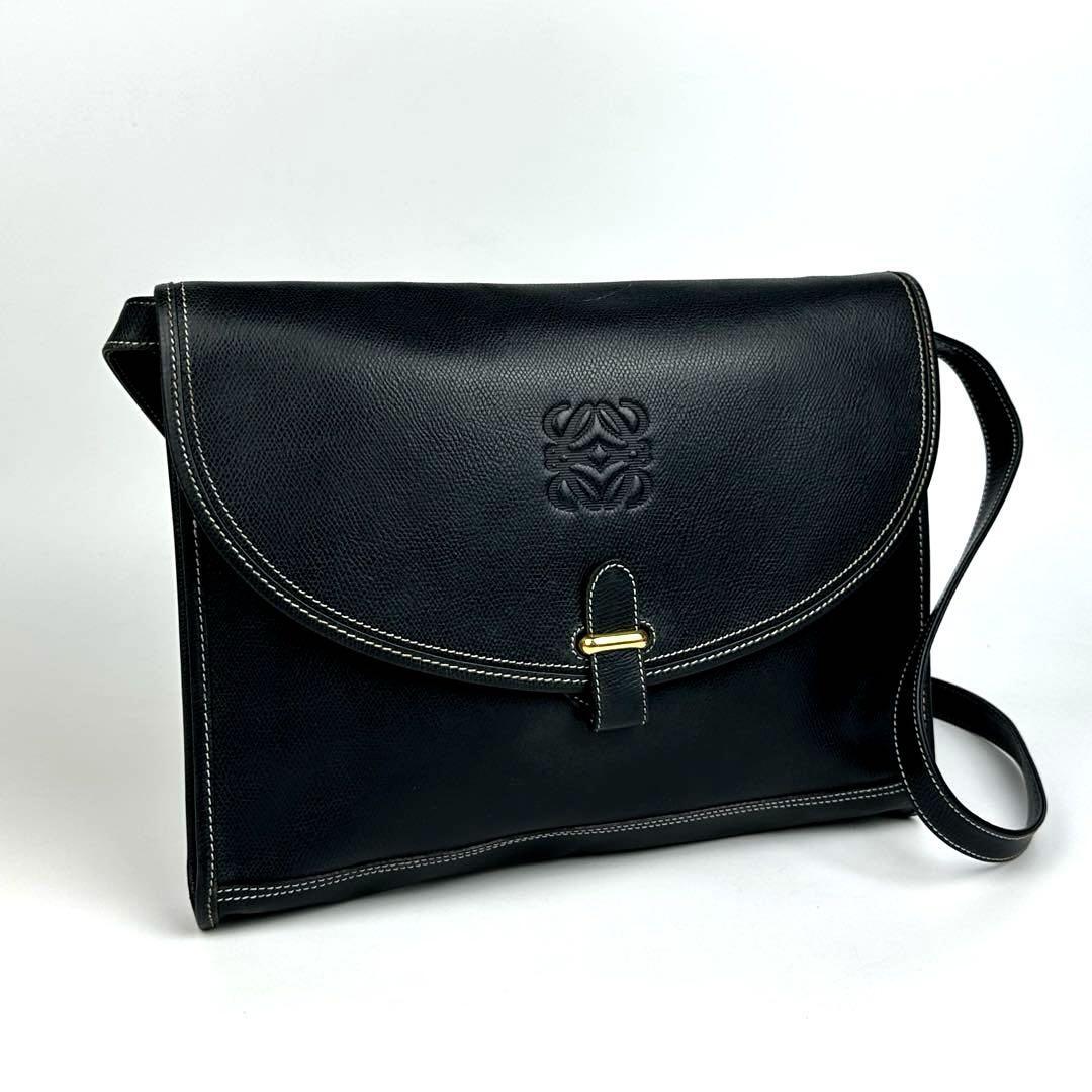 ロエベ ショルダーバッグ アナグラム ロゴ型押し 最終値下げ 人気 LOEWE ロエベ ショルダーバッグ アナグラム ロゴ型押し