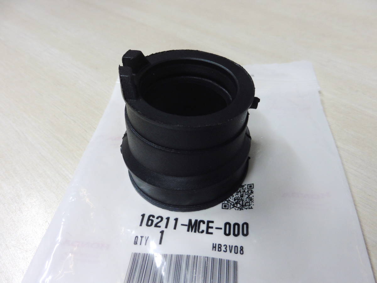 ○16211-MCE-000 CB400SF NC39 1999～2007 年位 インジュレター キャブレター 1個 ホンダ 純正_画像2