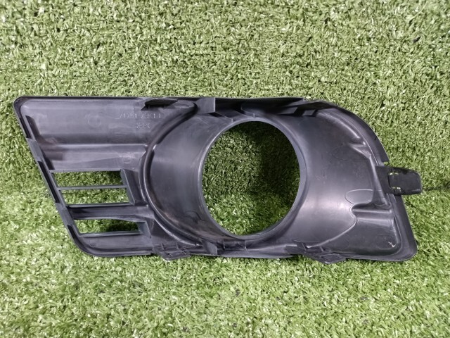 スイフト DBA-ZC71S 左フォグランプ Valeo 35500-63J02-000 35500-63J02_画像6