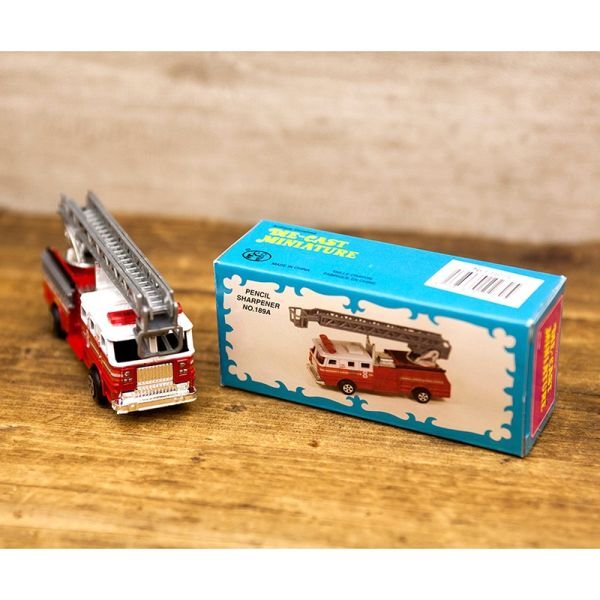 アンティークシャープナー 鉛筆削り ファイヤートラック カラー 文房具 オブジェ インテリア 小物 雑貨 ディスプレイ プレゼント ギフト_画像5