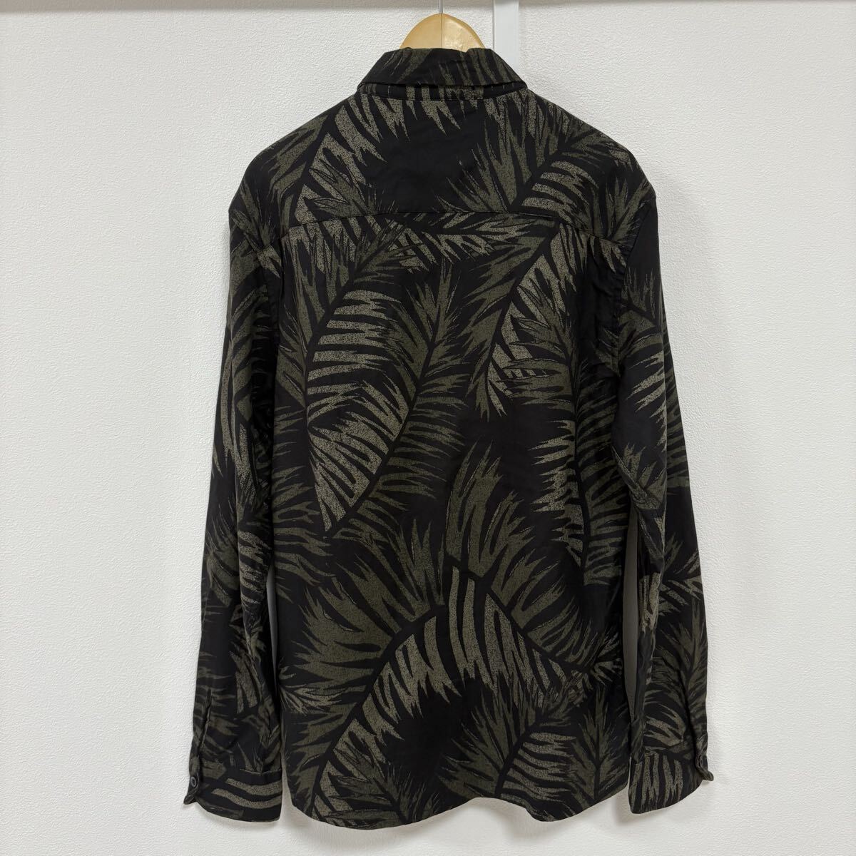 ALLSAINTS 総柄シャツ　長袖シャツ　リーフ柄シャツ トップス_画像7