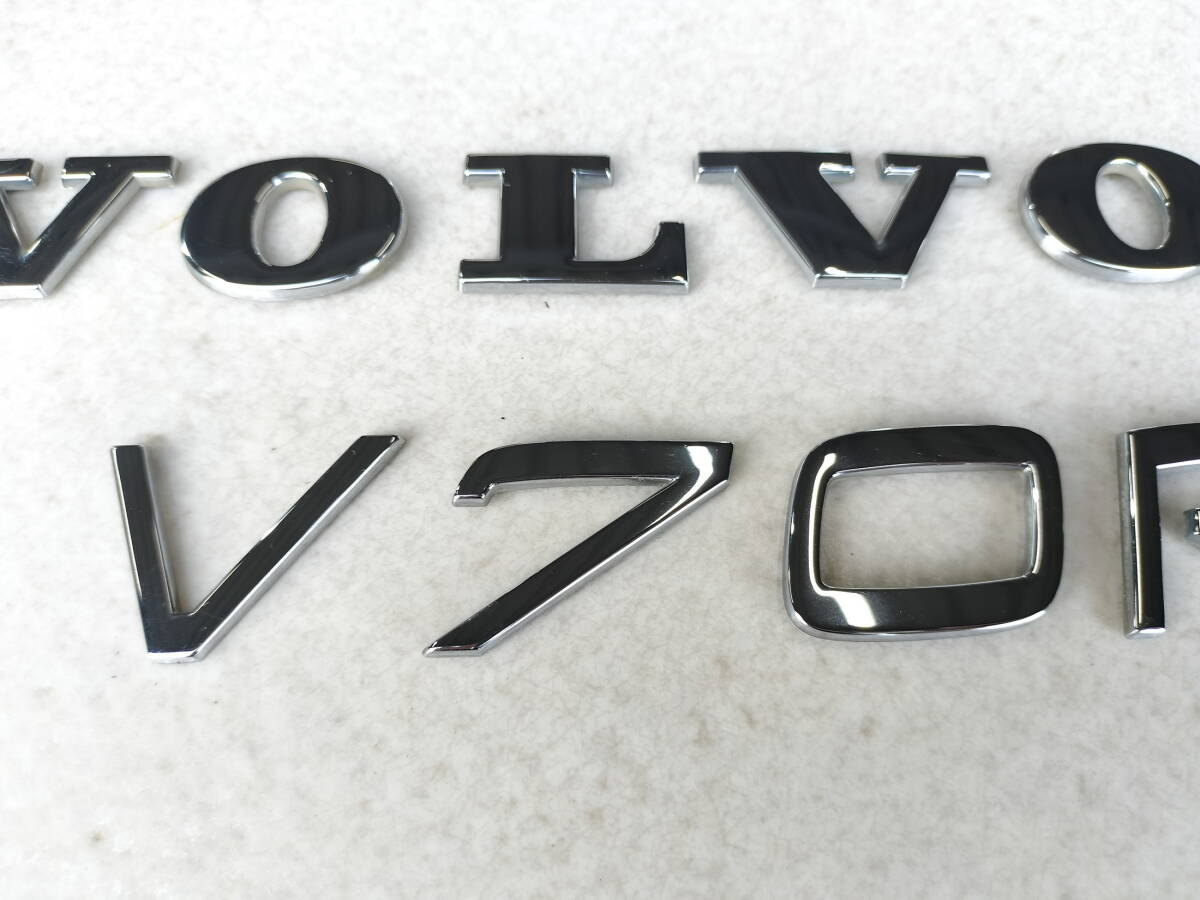 ボルボ V70(初代8B)R AWD取外し バックドアエンブレム リアゲートエンブレム VOLVO V70R_画像4