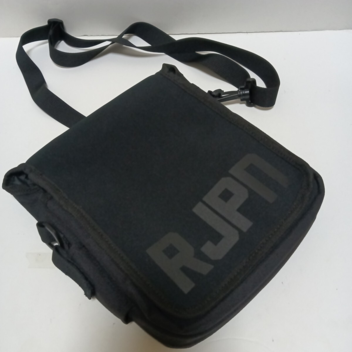 未使用 廃盤 希少 レイドジャパン RAID JAPAN ショルダーバッグ バッグ ポーチ_画像1
