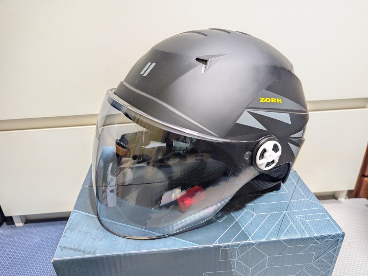 【未使用】半キャップヘルメット ヘルメット コルク半キャップ 三つボタン パープルラメ 新品 半