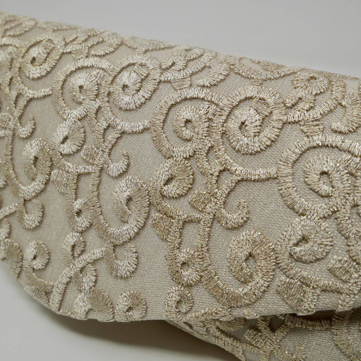 刺繍パーティーバッグ★ショルダーバッグ★パーティー★シャンパンゴールド 新品 未使用 結婚式 披露宴 フォーマル_画像3