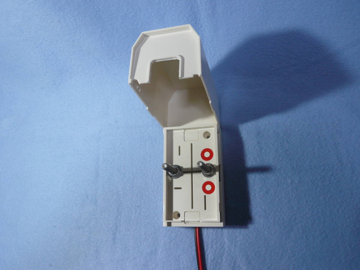 プロ仕様★マリンコンセント(W）2個セット★強耐侯★魚探★電動リール用★本格仕様★ヤマハ　ヤンマー　スズキ　日産　ホンデックスにも_画像3