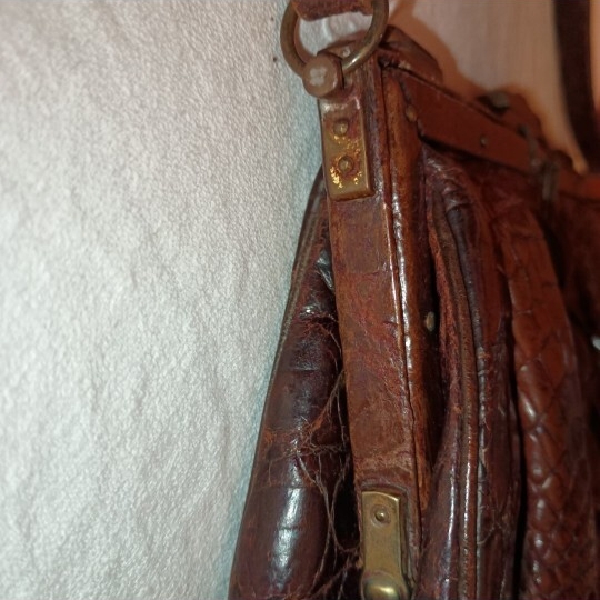 ワニ皮　手つき剥製ハンドバッグ　本物　クラッチバッグ　アンティーク　鰐皮_画像7