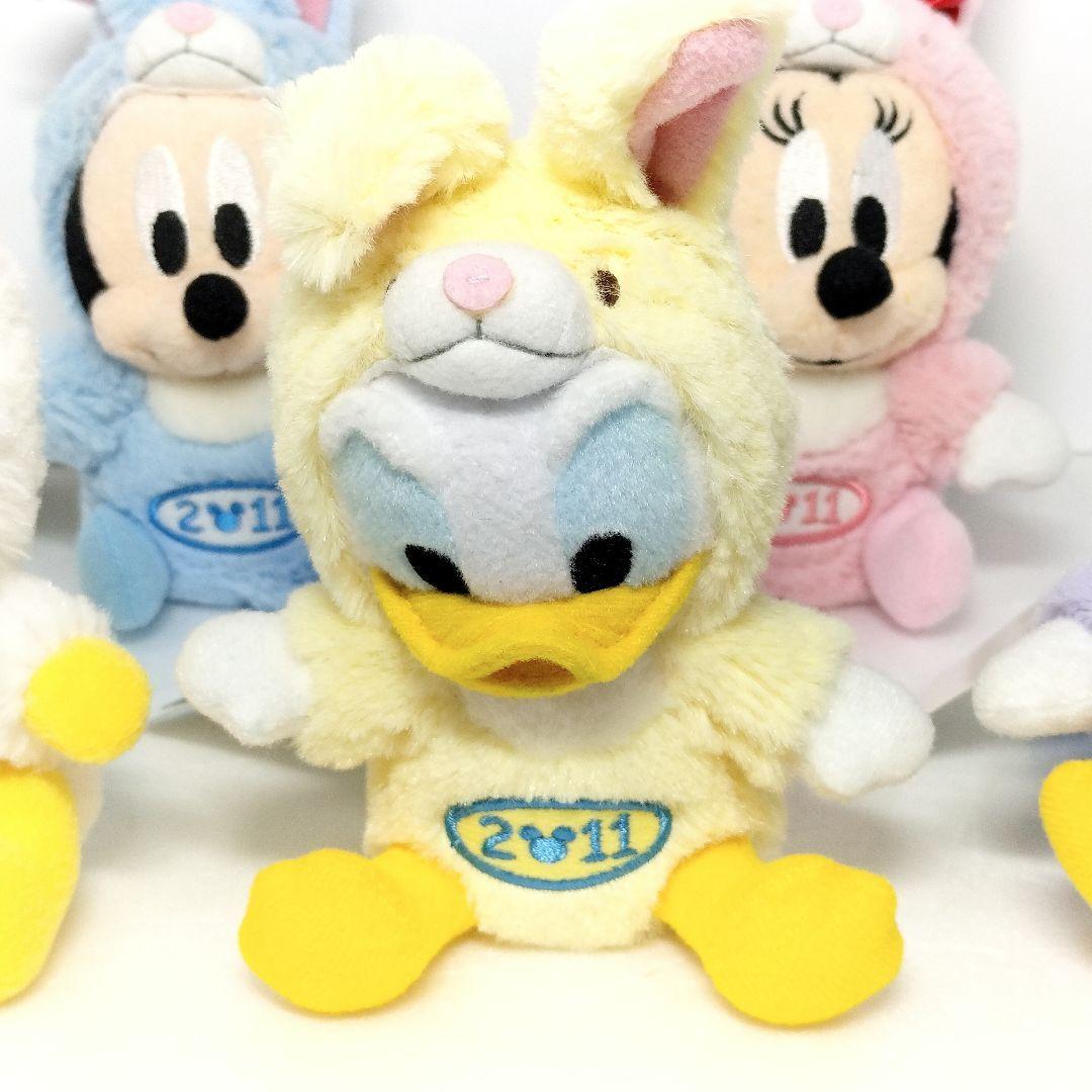 ディズニー 干支 ぬいぐるみ バッジ 2011 兎年 5種 ミッキー ミニー 他 ディズニー 干支 ぬいぐるみ バッジ 2011 兎年 5種 ミッキー