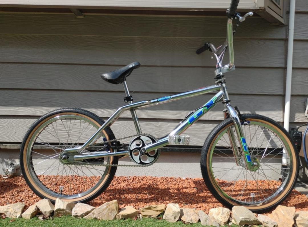 ★ 1997 GT Performer BMX (超激レア)