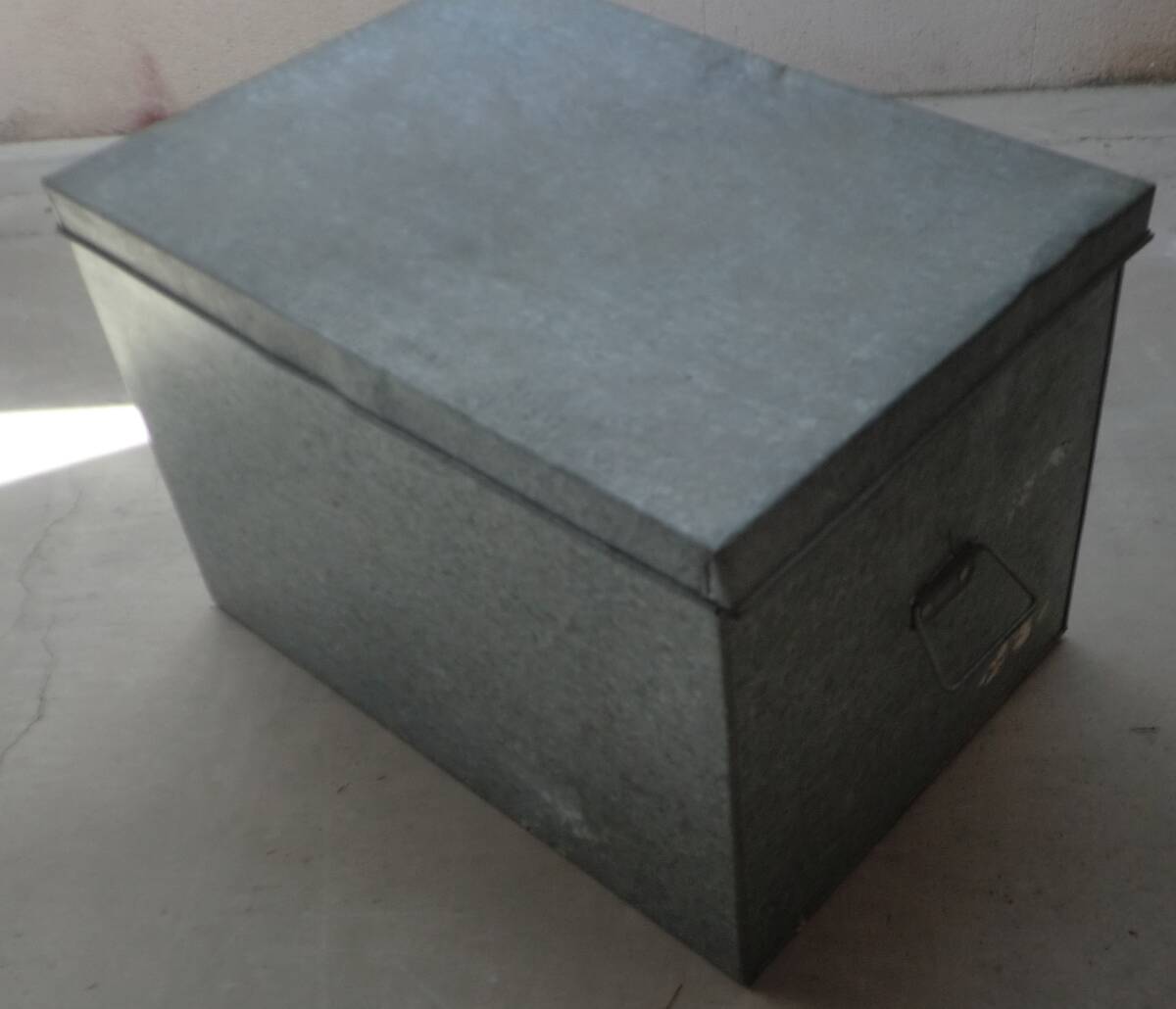 ブリキ製ボックス ブリキ箱 収納ボックス 昭和レトロ_画像3