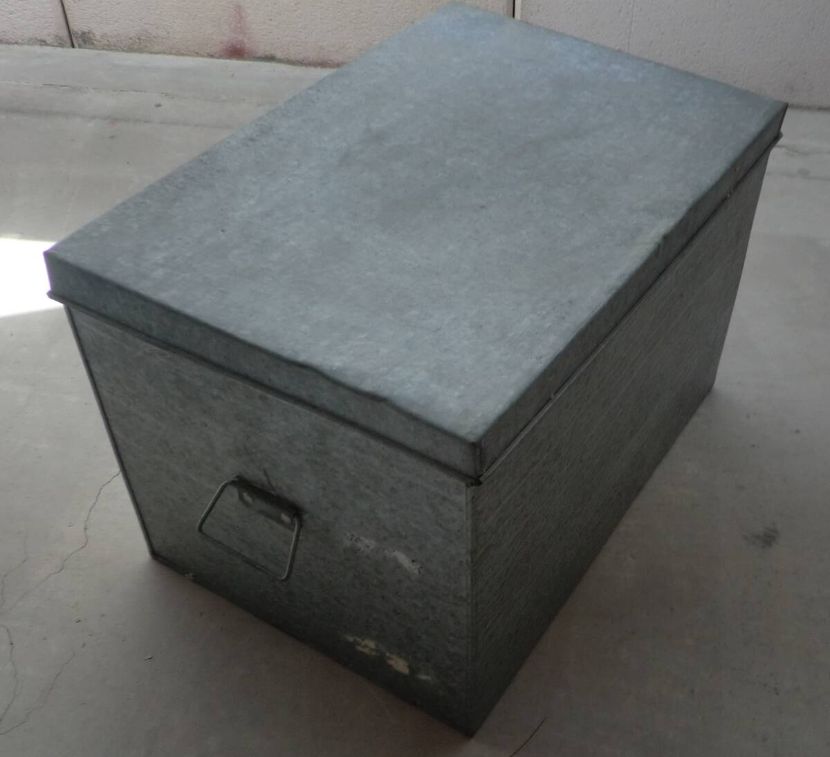 ブリキ製ボックス ブリキ箱 収納ボックス 昭和レトロ_画像2