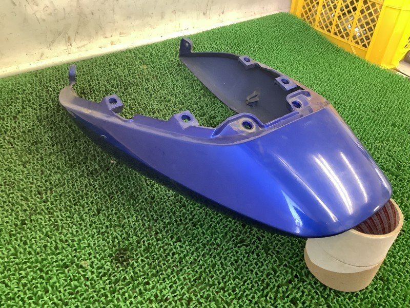 VTR 250 ね MC33 テールカウル 必見 (140) H7-1425 KT_画像4