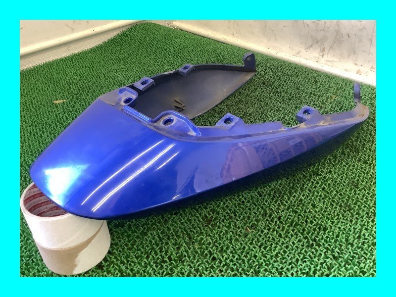 VTR 250 ね MC33 テールカウル 必見 (140) H7-1425 KT_画像1