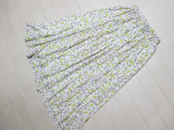 組曲*KUMIKYOKU　プリントギャザーイージーフレアースカート　サイズ1　ウエストゴム/レーヨン