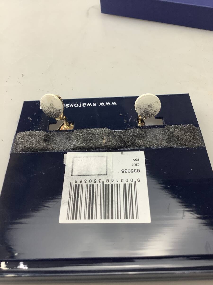 T0043 SWAROVSKI スワロフスキー カーブデザイン ゴールド レディース イヤリング 箱付き_画像5