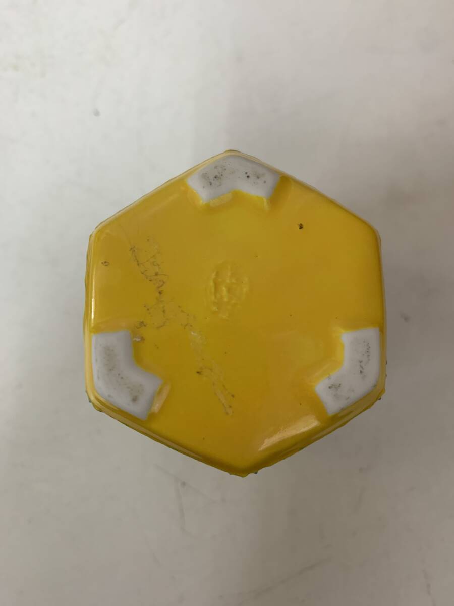 N2194　 茶心壷 黃交趾 六角 花唐草文 昭阿彌 / 煎茶道具 茶壺 茶壷 茶入 葉茶器 茶貯 建城 三彩 茶道具 小笠原流 売茶翁 小川流 黃檗