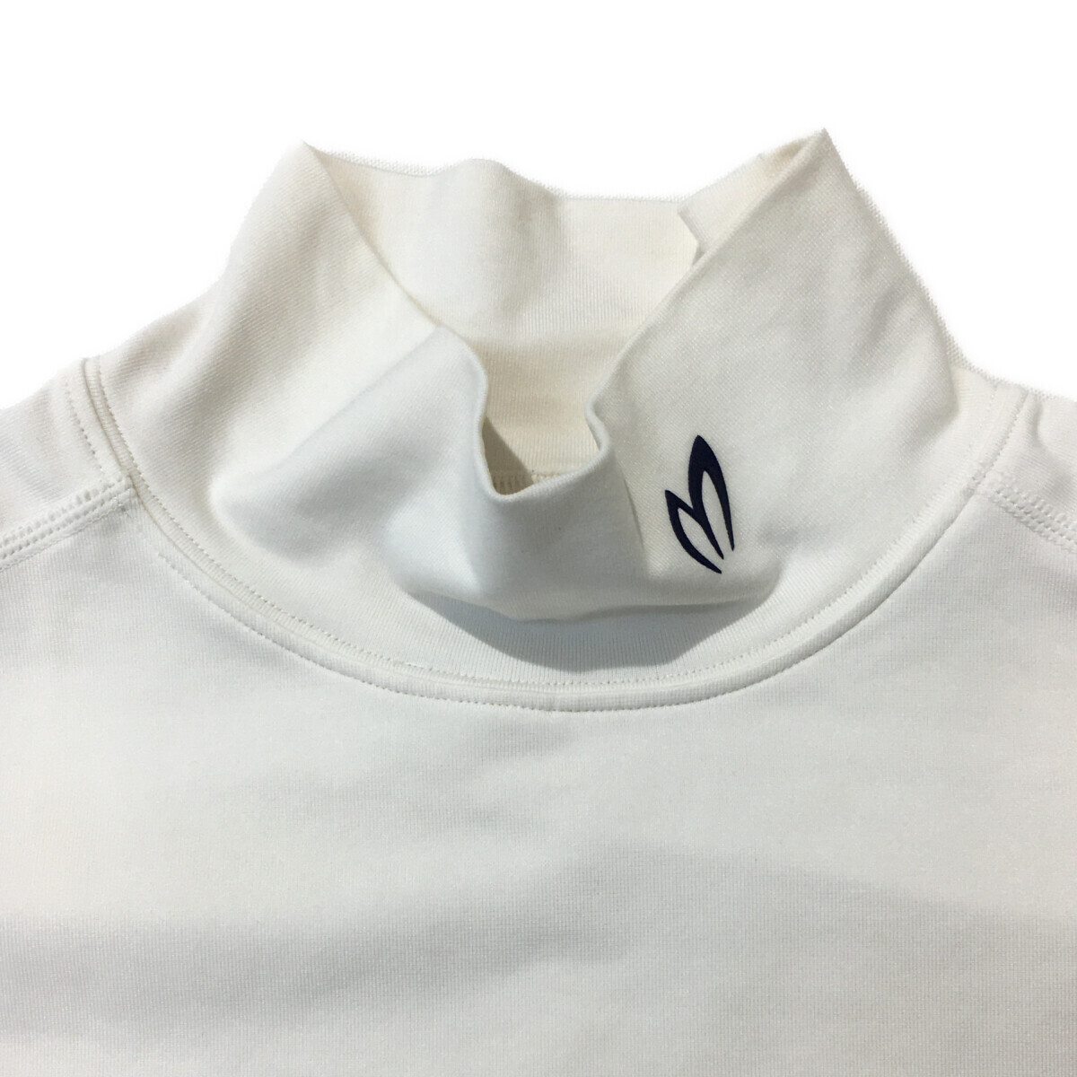 coco 中古【値下げ】 マスターバニーエディション レディース 長袖シャツ 1(M) 白 ハイネックカットソー インナー ネコパケ発送可 90506_画像3