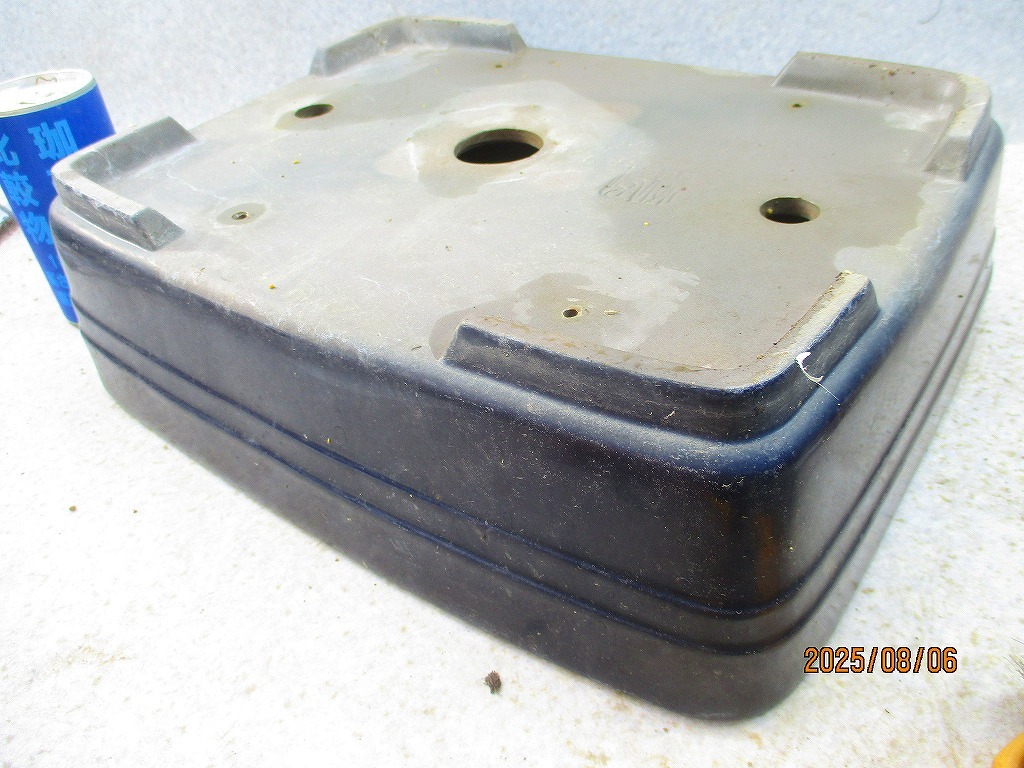 [讃岐屋緑兵衛] 盆栽鉢 銘有り 瑠璃釉長方鉢 31×23.5×9.5㎝ (C62805)※同梱包は「まとめて取引」手続厳守※送料明記＊説明必読_画像7