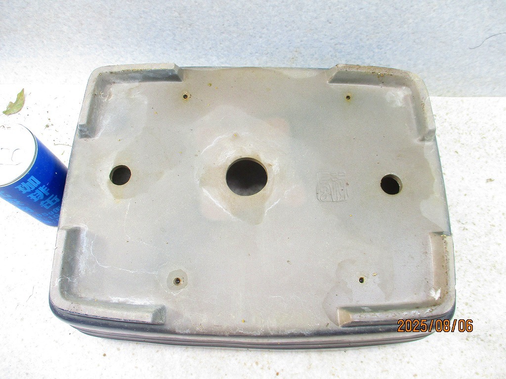 [讃岐屋緑兵衛] 盆栽鉢 銘有り 瑠璃釉長方鉢 31×23.5×9.5㎝ (C62805)※同梱包は「まとめて取引」手続厳守※送料明記＊説明必読_画像9