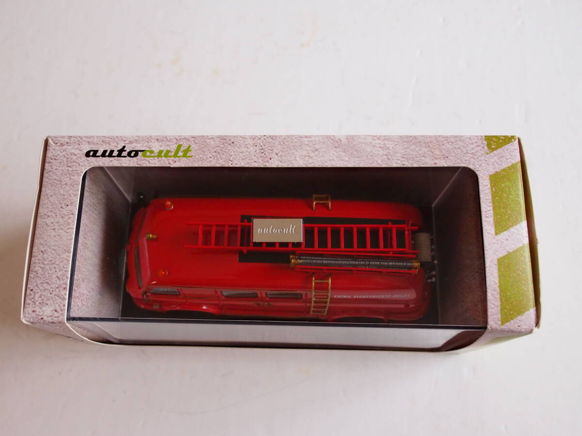 autocult 1/43 Pegasso Z-203 Mofletes 超レア車種・超入手困難品　333台の限定生産_画像3