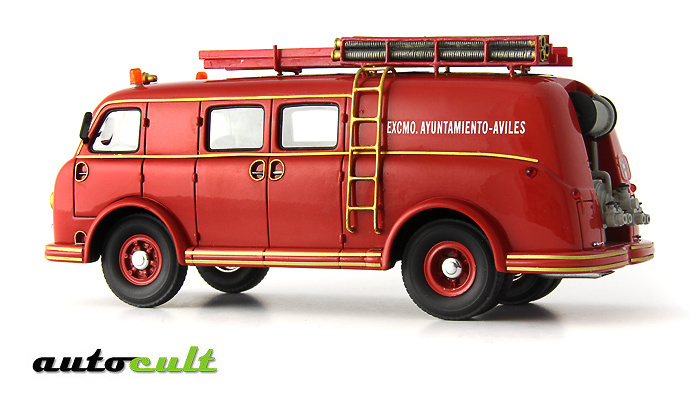 autocult 1/43 Pegasso Z-203 Mofletes 超レア車種・超入手困難品　333台の限定生産_画像7