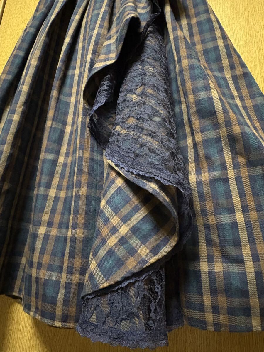 ★axes femme 紺 チェックラッフルスカート★_画像3