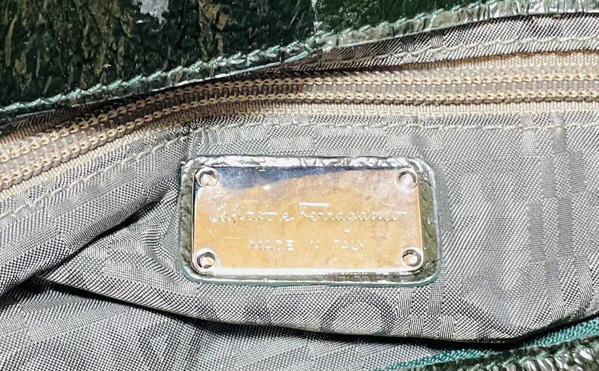 イタリア製 Salvatore Ferragamo フェラガモ GG-217890 ガンチーニ トートバッグ ハンドバッグ A4入 メンズ レディース _画像7