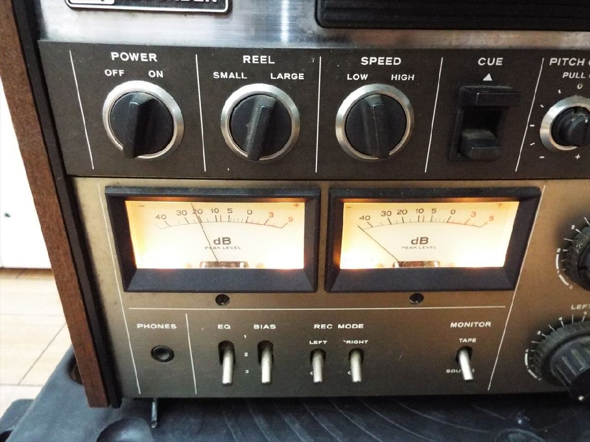 TEAC ティアック A-7400-2T オープンリールデッキ オーディオ 中古 現状品 TEAC ティアック A-7400 - 2Tオープンリールデッキ 通電OK