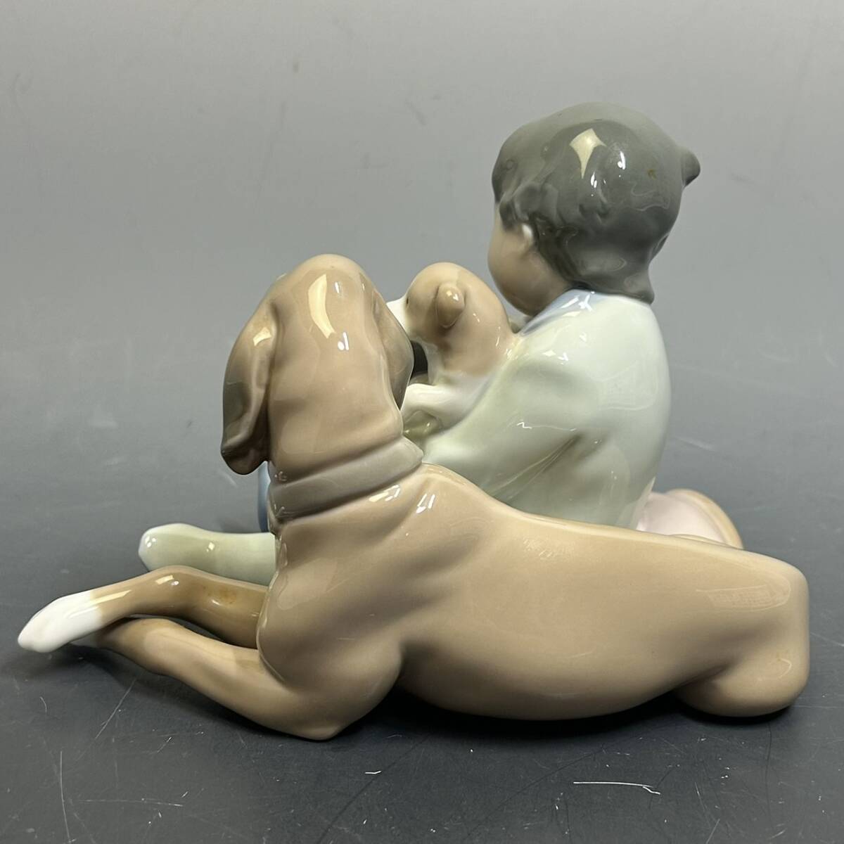 リヤドロ みんなお友達 LLADRO 犬 840同梱NG LLADRO リヤドロ みんなお友達 5456 陶器 人形 犬