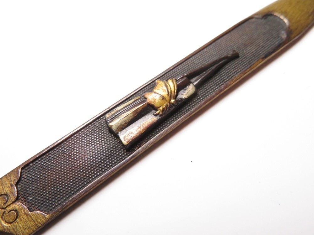 [11131] меч принадлежности Edo ~ Meiji красный медь земля веер . бабочка .( первый товар * покупка товар )