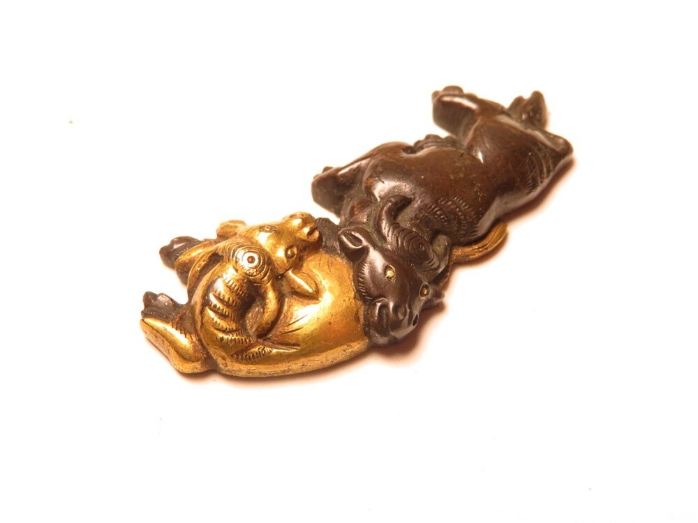 [11218] меч принадлежности Edo ~ Meiji красный медь земля корова глаз .( первый товар * покупка товар )