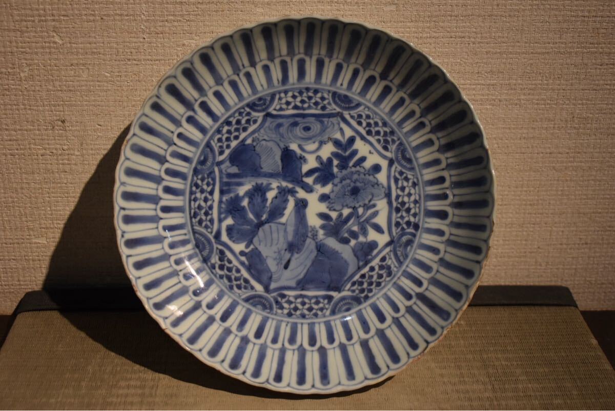 古染付大皿。青華磁。明治時代。青花瓷。舊家蔵出し。古美術。骨董品 GE】Y231【コレクター所蔵品】時代 古染付皿/中国古玩 中国美術