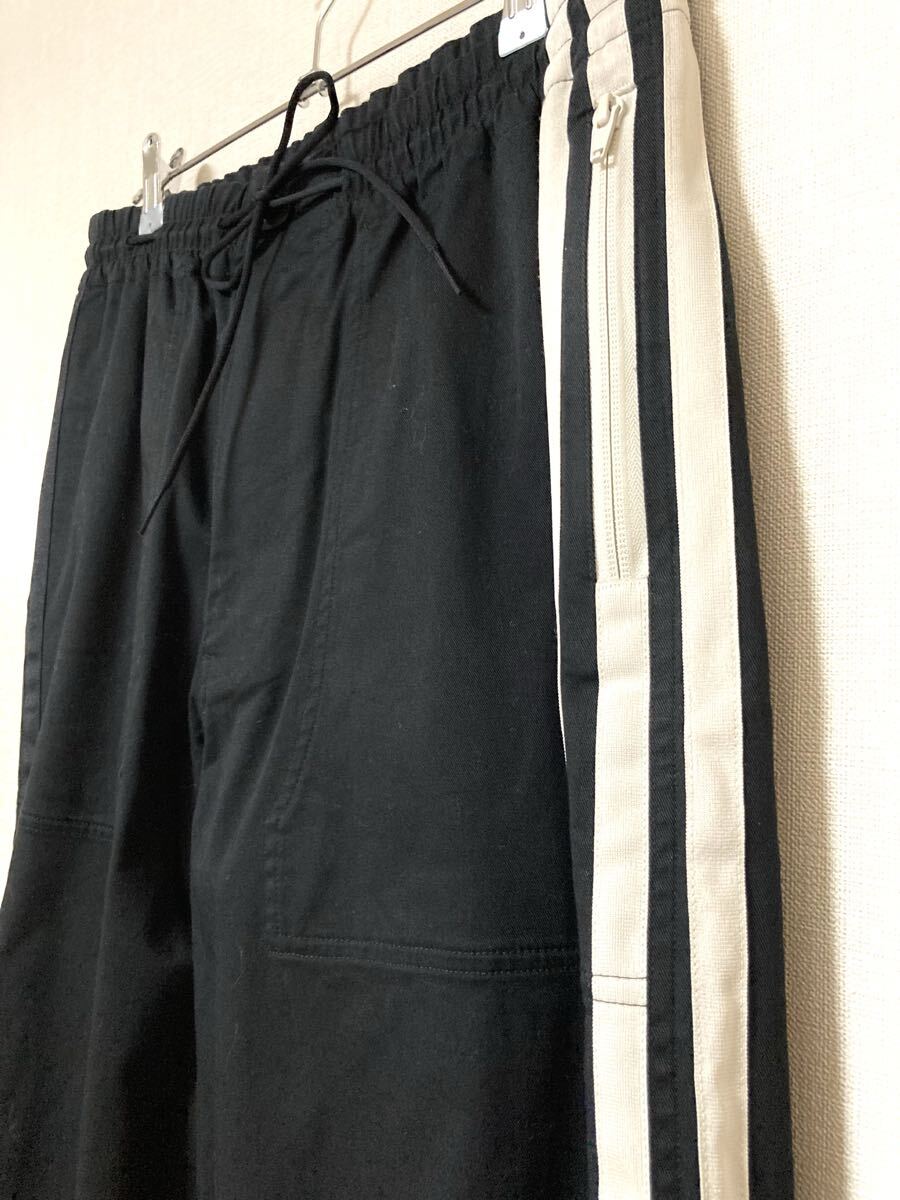 Y-3 ワイスリー コットンストレートパンツ ロゴ ブラック ヨウジヤマモト ワイスリー Y-3 ヨウジヤマモト アシンメトリー サイドライン