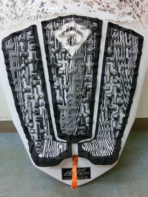 5DくS サーフボード ショート placebo フィン付 MAYHEM FISH プレセボ 5.7F_画像4