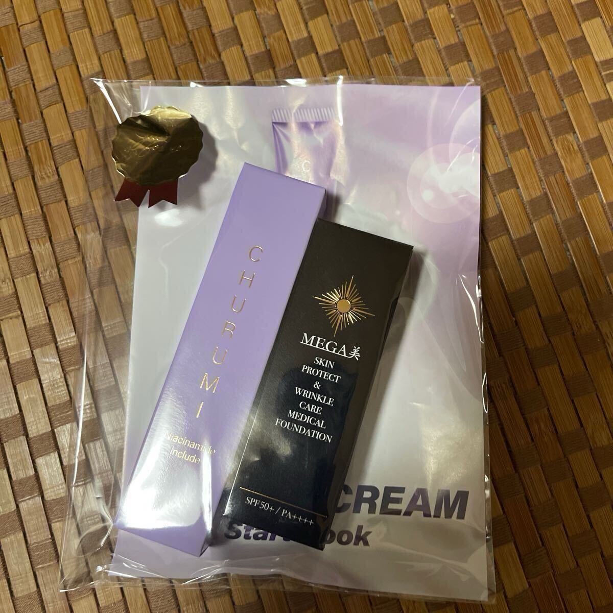 CHURUMI 薬用クリ━ム &美白リキッドファンデーション CHURUMI 薬用クリーム MEGA美 美白リキッドファンデーションLO 2